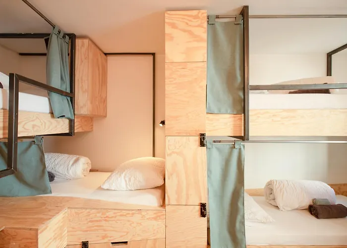 Montagu Hostel