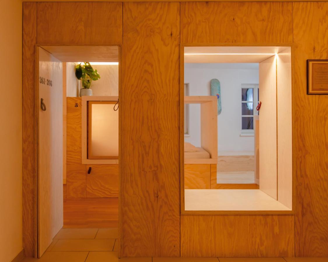 Hostel Montagu