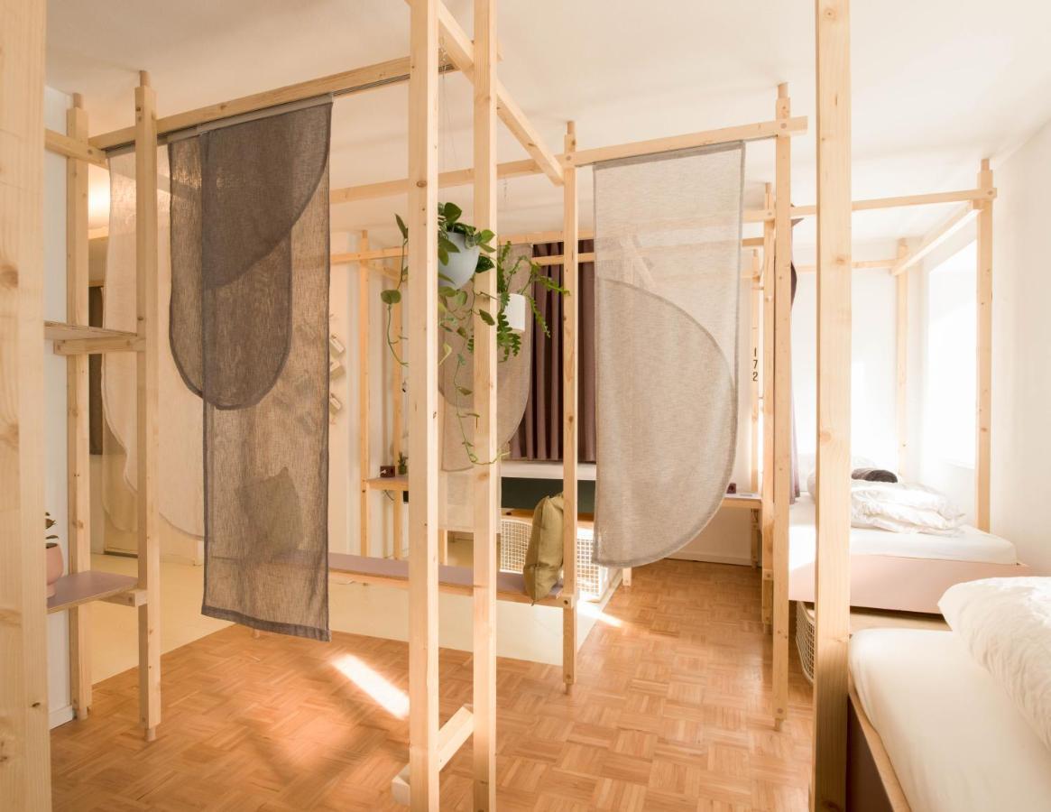 Hostal Montagu